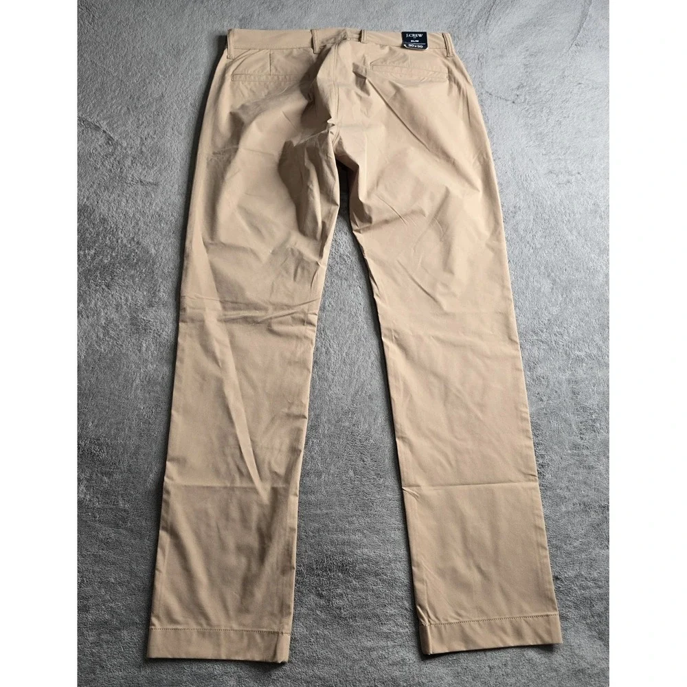 NWT J Crew Tech Pant Mens 30x30 Khaki  Slim Fit Performance Golf Casual Stretch